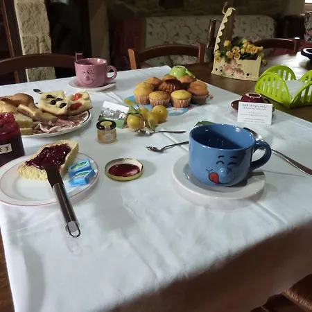 Borgo Casola Bed & Breakfast