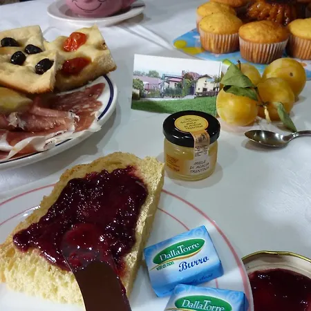 Bed & Breakfast Borgo Casola