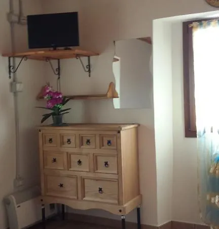 Borgo Casola Bed & Breakfast