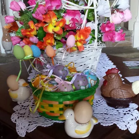 Borgo Casola Bed & Breakfast *