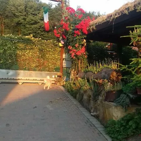 Borgo Casola Bed & Breakfast